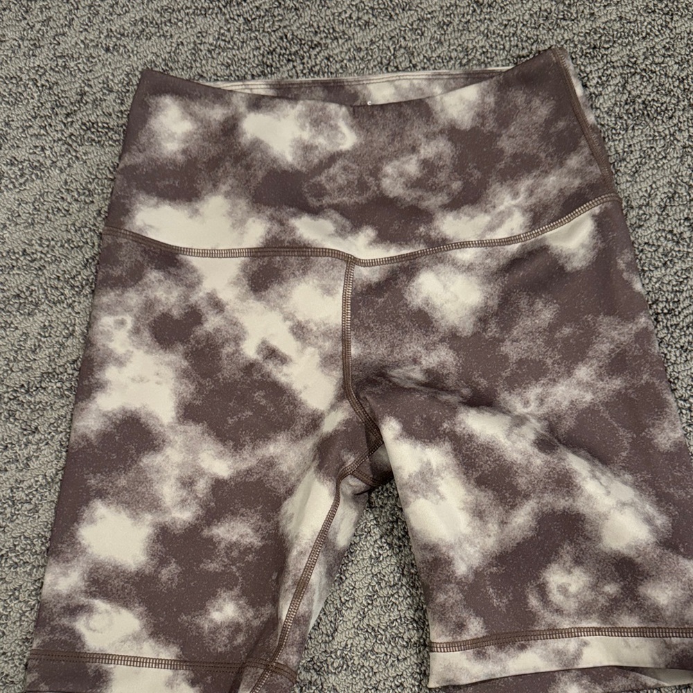 Cloudy Pattern Women's Bike Shorts